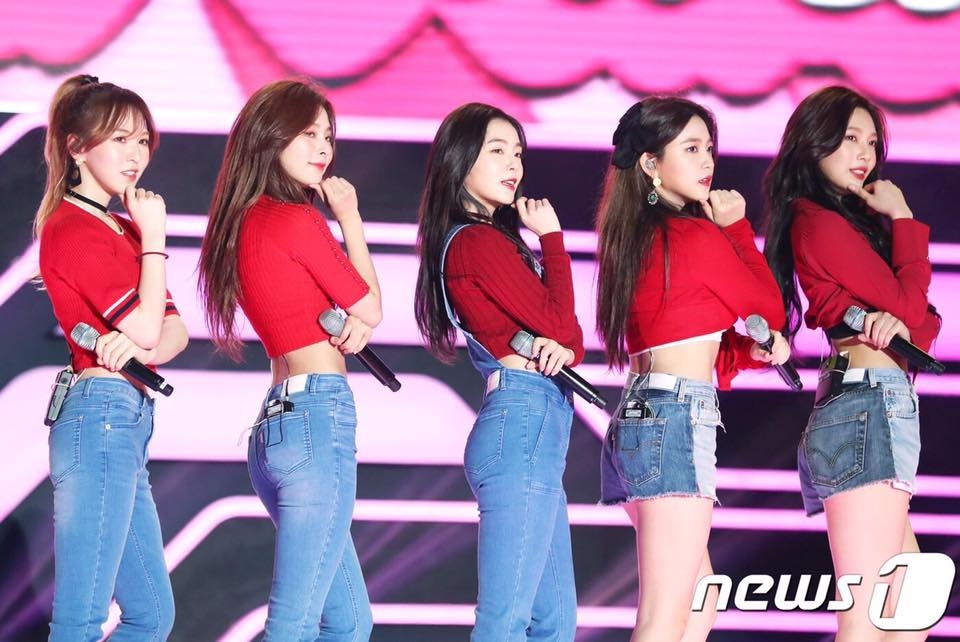 Red Velvet - nhóm nhạc cả 5 thành viên đều mặt xinh dáng chuẩn