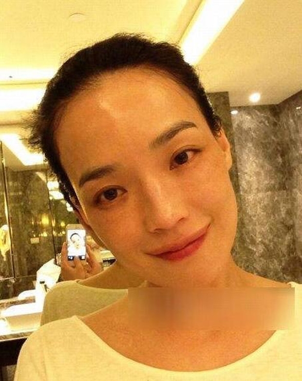 Không còn lớp trang điểm, sao nữ Hoa Ngữ nào xứng danh mỹ nữ mặt mộc