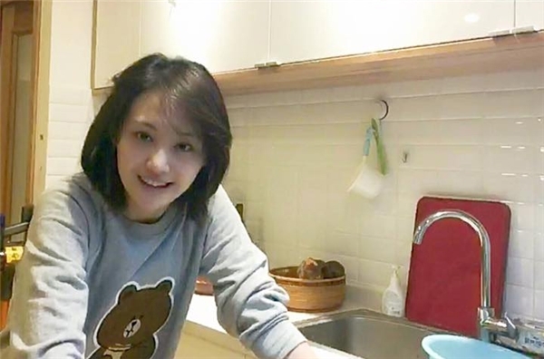 Không còn lớp trang điểm, sao nữ Hoa Ngữ nào xứng danh mỹ nữ mặt mộc