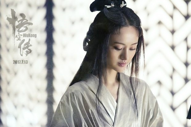 Nàng A Nguyệt mang nét đẹp khác biệt với các Hằng Nga khác vì nét hiện đại hơn.