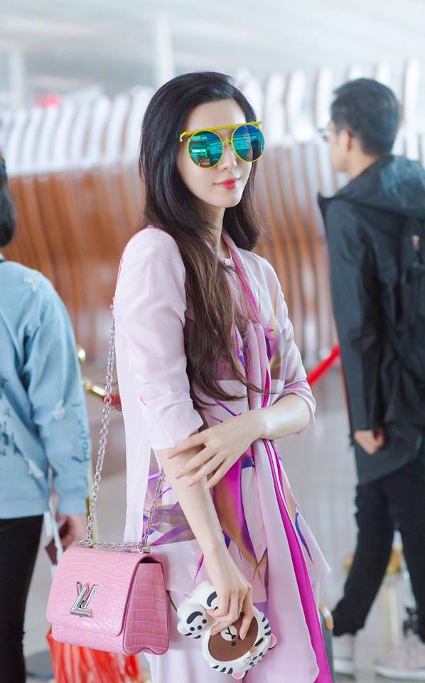 Dù bị ghét bỏ nhưng những ngôi sao Hoa Ngữ này vẫn thành công