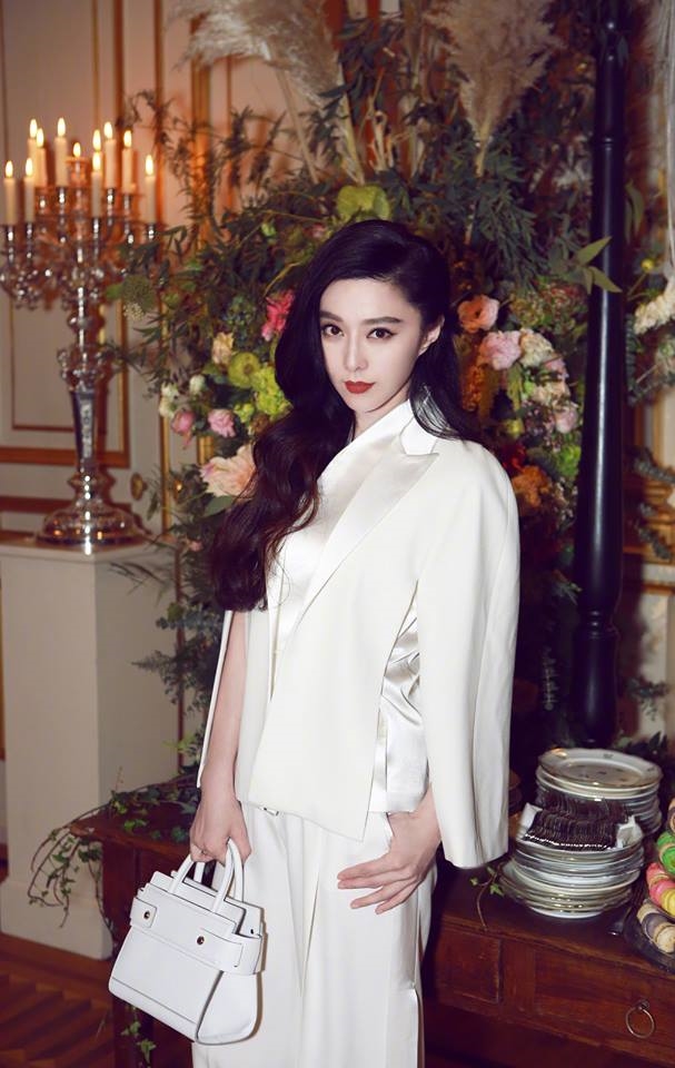 Dù bị ghét bỏ nhưng những ngôi sao Hoa Ngữ này vẫn thành công