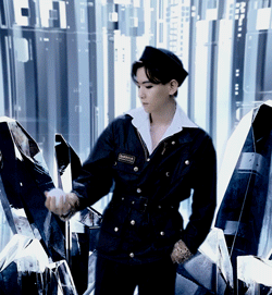 Fan bấn loạn vì BaekHyun trở lại với hình ảnh mũm mĩm, đáng yêu