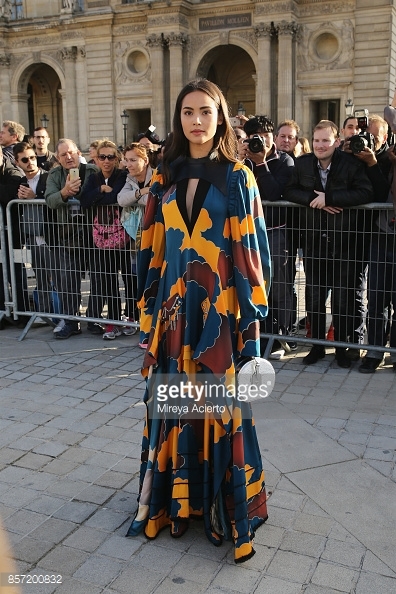 Yaya Urassaya tỏa sáng nổi bật tại Tuần lễ thời trang Paris