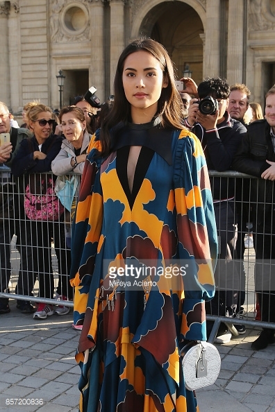 Yaya Urassaya tỏa sáng nổi bật tại Tuần lễ thời trang Paris