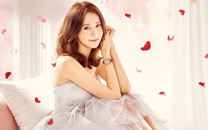 Yoona được công chúng “tôn thờ” khi sở hữu nhan sắc dễ làm lay động lòng người.