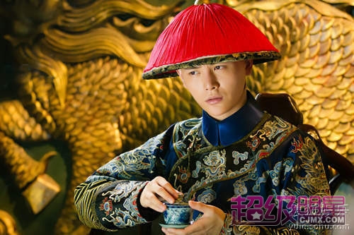 Hóa thân thành thái giám cũng không 'dìm' nổi nét điển trai của mỹ nam