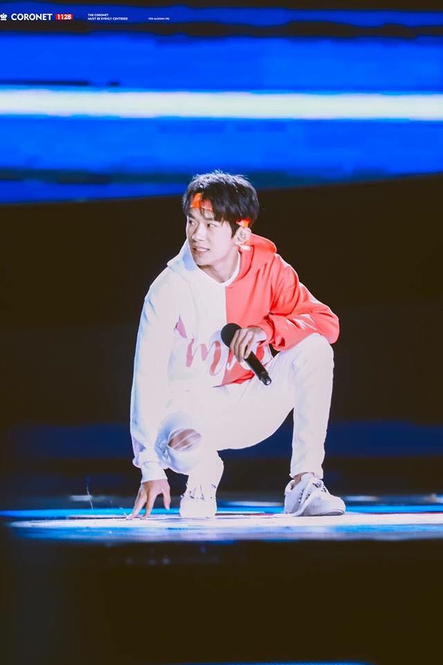 3 cậu bé TFBoys biểu diễn bên nhau đêm Trung thu gây sốt