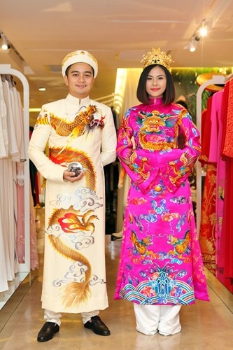 Mỹ nhân Việt và muôn kiểu áo dài rực rỡ trong ngày cưới