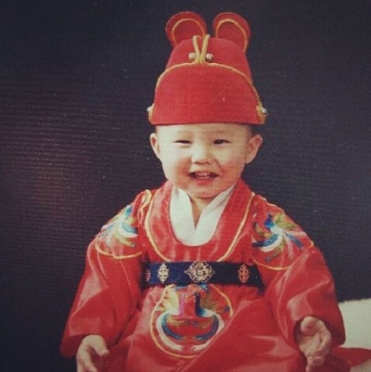 Những hình ảnh 'cute' vô đối của leader các nhóm nhạc Kpop