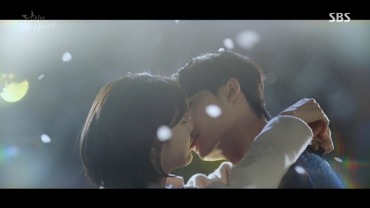 While You Were Sleeping vươn lên dẫn đầu rating sau 2 tuần lên sóng