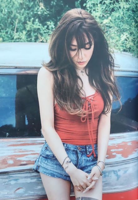 Dân mạng đột nhiên phát cuồng vì những bức ảnh đẹp và sexy của Tiffany