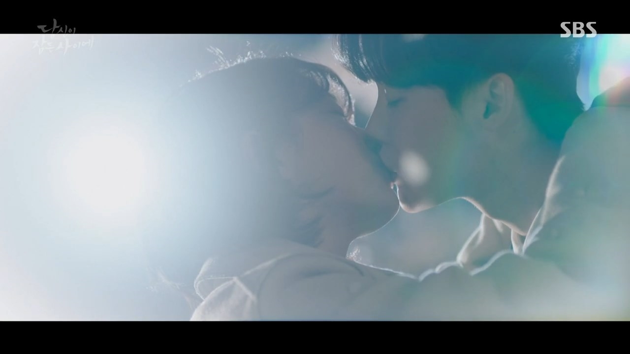 While You Were Sleeping vươn lên dẫn đầu rating sau 2 tuần lên sóng
