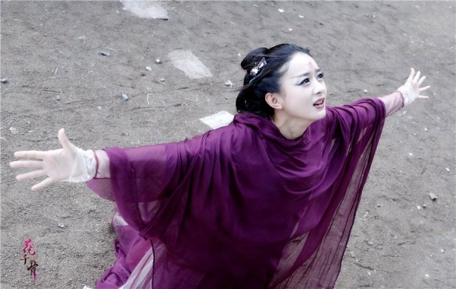 Triệu Lệ Dĩnh, lợi thế và trở ngại khi sở hữu gương mặt đáng yêu