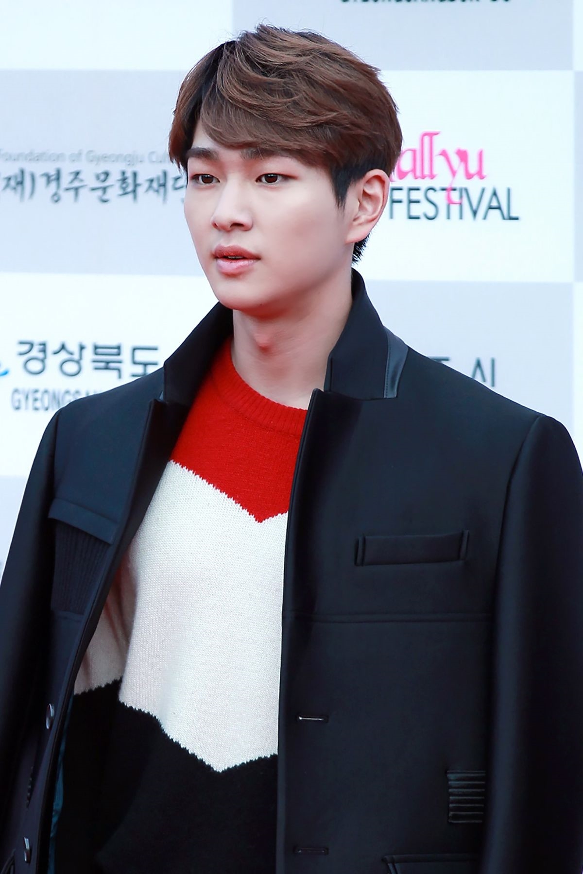 Những nam idol Kpop sắp phải nhập ngũ trong thời gian tới