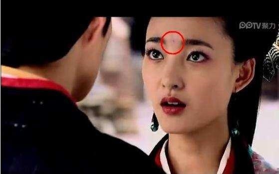 Những lỗi màn ảnh khiến dàn mỹ nhân Hoa ngữ ngượng đỏ mặt với khán giả