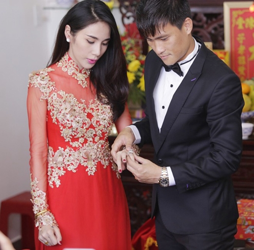 Mỹ nhân Việt và muôn kiểu áo dài rực rỡ trong ngày cưới