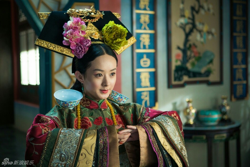 Triệu Lệ Dĩnh, lợi thế và trở ngại khi sở hữu gương mặt đáng yêu