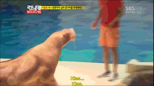'Thánh ế' Lee Kwang Soo thực ra đã từng có bạn gái rồi đấy