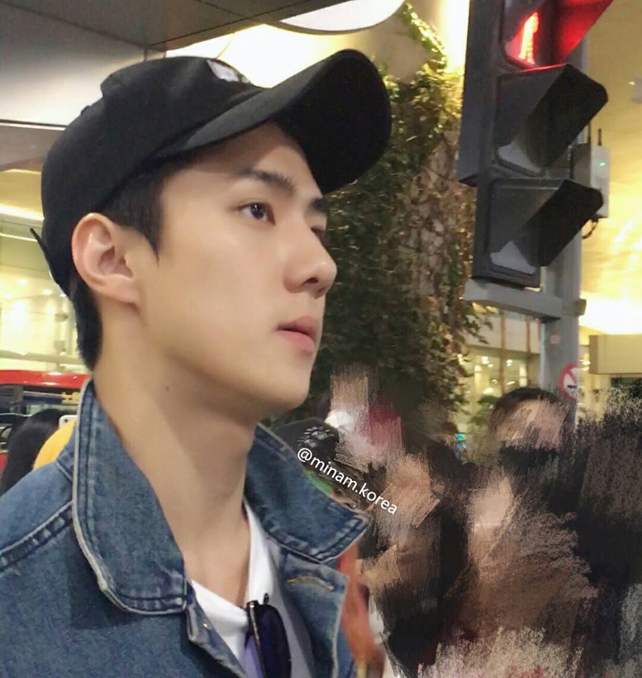 Ảnh chụp vội mỹ nam gây sốt MXH tưởng là ai hóa ra là Sehun nhà EXO