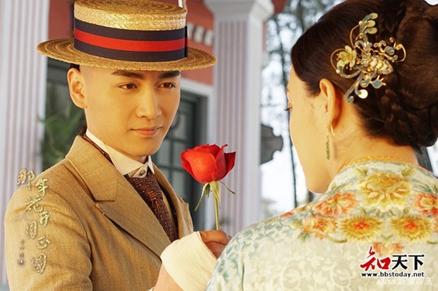 Năm Ấy Hoa Nở Trăng Vừa Tròn lộ kết: Trần Hiểu chết, Tôn Lệ ở góa