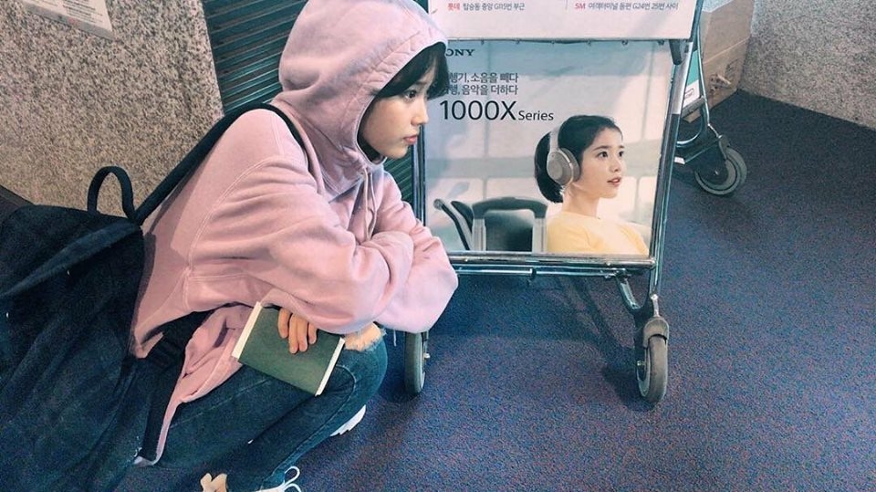 IU tiếp tục làm khách mời danh dự trong đêm diễn của G-Dragon