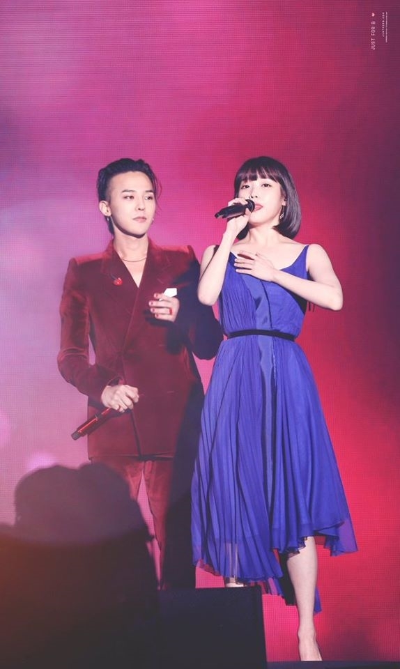IU tiếp tục làm khách mời danh dự trong đêm diễn của G-Dragon