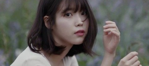 Chiêm ngưỡng những kiểu tóc đẹp mê hồn của IU trong năm 2017