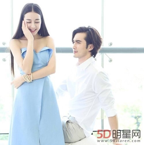 Rộ tin đồn ngày mùng 8 tháng sau sẽ tiếp tục công khai cặp đôi mới