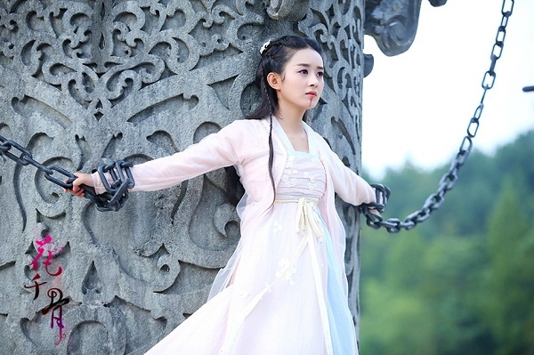 Hình ảnh mỹ nhân Hoa ngữ 'hộc máu' trên màn ảnh: Ai cũng đẹp