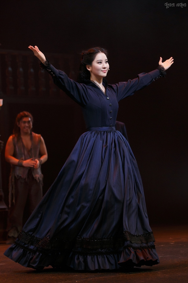 Lý do khiến Seohyun (SNSD) phải rời khỏi SM để thao đuổi diễn xuất