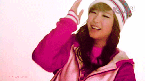 Những hành động kì lạ 'cộp mác' fan cuồng Kpop