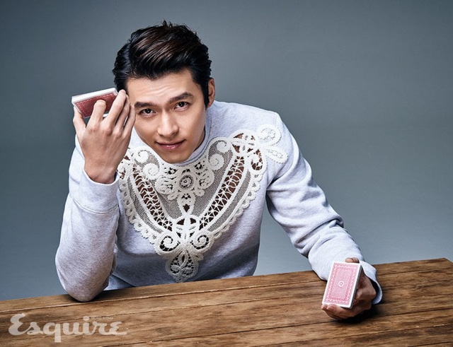 Hyun Bin gây sốc với râu ria xồm xoàm, Nana xinh đẹp không góc chết