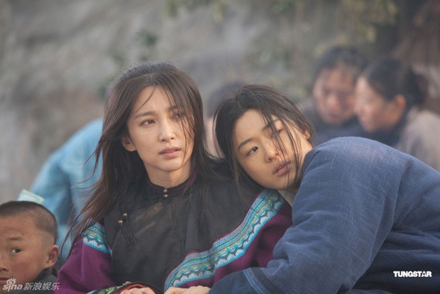 Khán giả cười ngất trước tạo hình của Jun Ji Hyun trong phim cũ