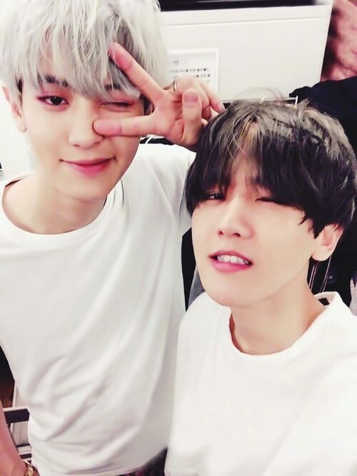 Fan tan nát khi những couple đình đám của K-pop lần lượt "lật thuyền"