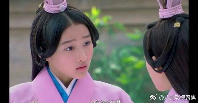 Netizen soi phim cũ của Địch Lệ Nhiệt Ba và Quan Hiểu Đồng