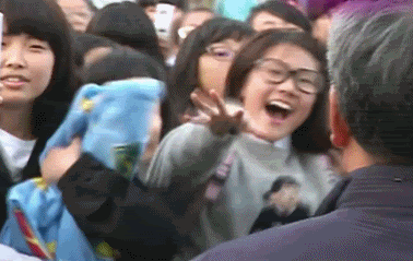 Những câu nói gây nhức nhối mà Kpop fan luôn phải nghe