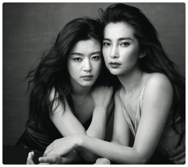 Khán giả cười ngất trước tạo hình của Jun Ji Hyun trong phim cũ