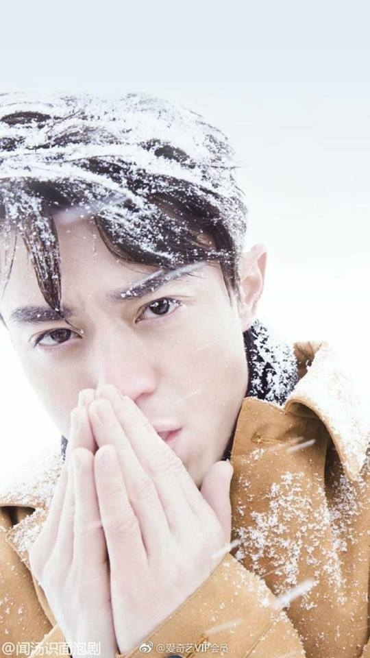 Khi trai đẹp hóa thân thành "nam thần tuyết" lãng mạn