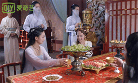 "Thánh ăn" màn ảnh Triệu Lệ Dĩnh. ăn trên mọi phim truyền hình