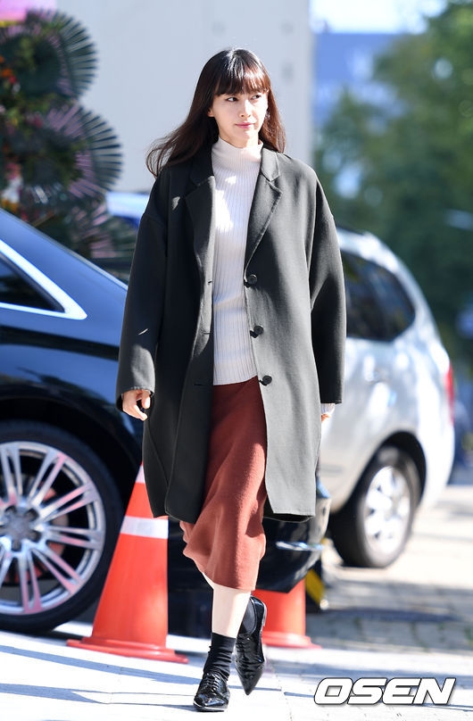 Lee Na Young bất ngờ xuất hiện tại sự kiện mới gây chú ý