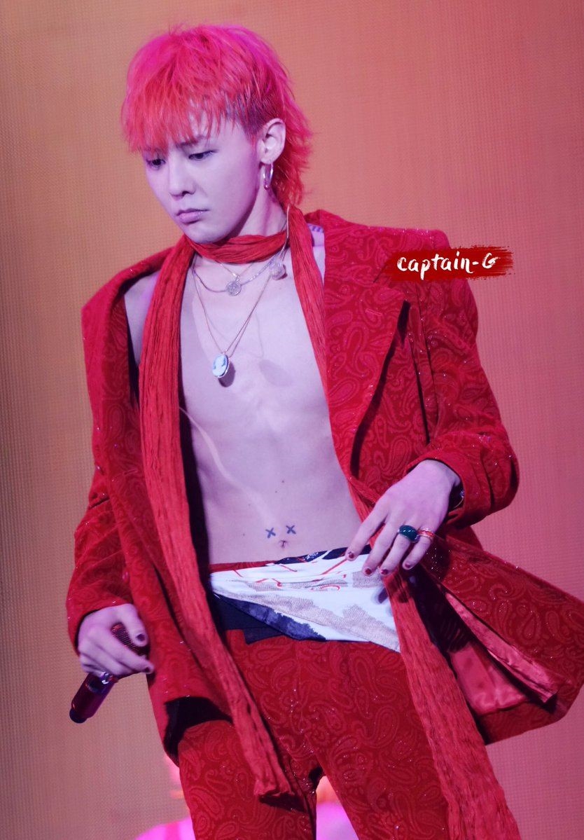 Thân hình gầy đến mức báo động của G-Dragon khến fan lo lắng
