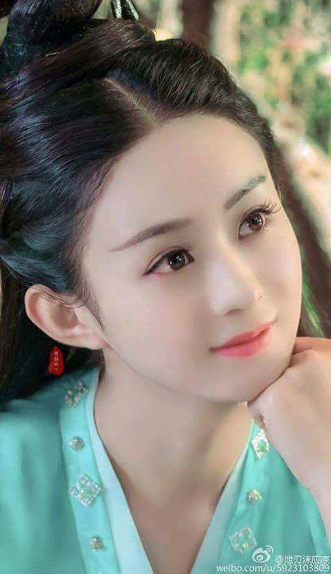 Nhìn vào đôi mắt của mỹ nhân nào khiến bạn bị hớp hồn nhất