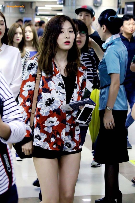 Seulgi được đề cử giải 'Rising Star' nhờ gu thời trang chất lừ