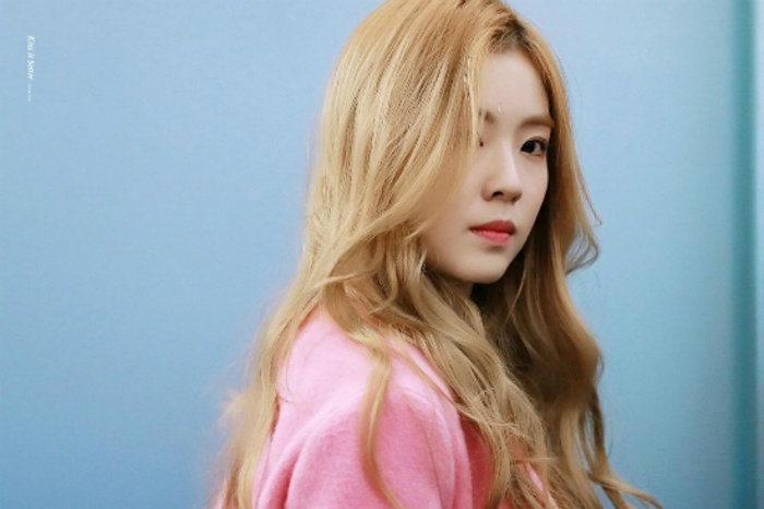 Ánh mắt sắc lạnh của Irene (Red Velvet) dễ gây hiểu nhầm