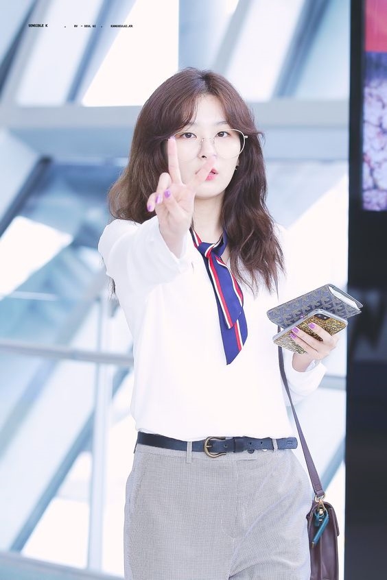 Seulgi được đề cử giải "Rising Star" nhờ gu thời trang chất lừ