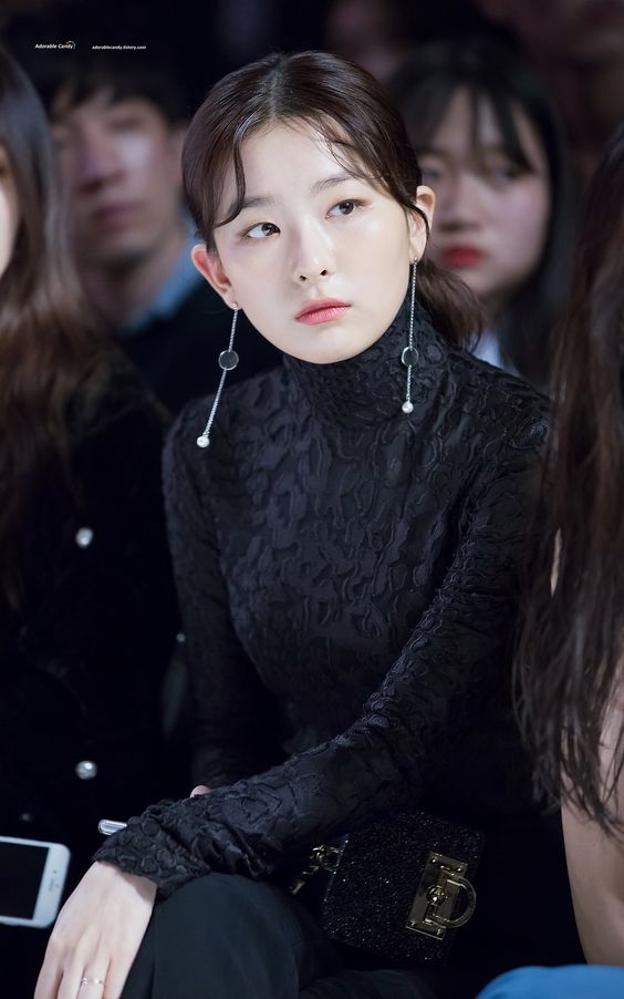 Seulgi được đề cử giải "Rising Star" nhờ gu thời trang chất lừ