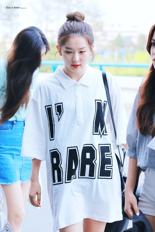 Seulgi được đề cử giải "Rising Star" nhờ gu thời trang chất lừ