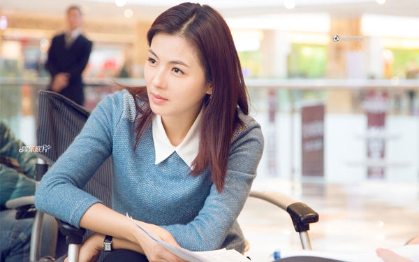 Mỹ nhân Hoa ngữ nào sở hữu chiếc cằm đẹp "nghiêng thùng đổ nước"?