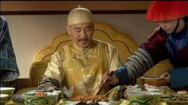 Sự thật đằng sau những bữa ăn thịnh soạn của vua chúa trên phim ảnh